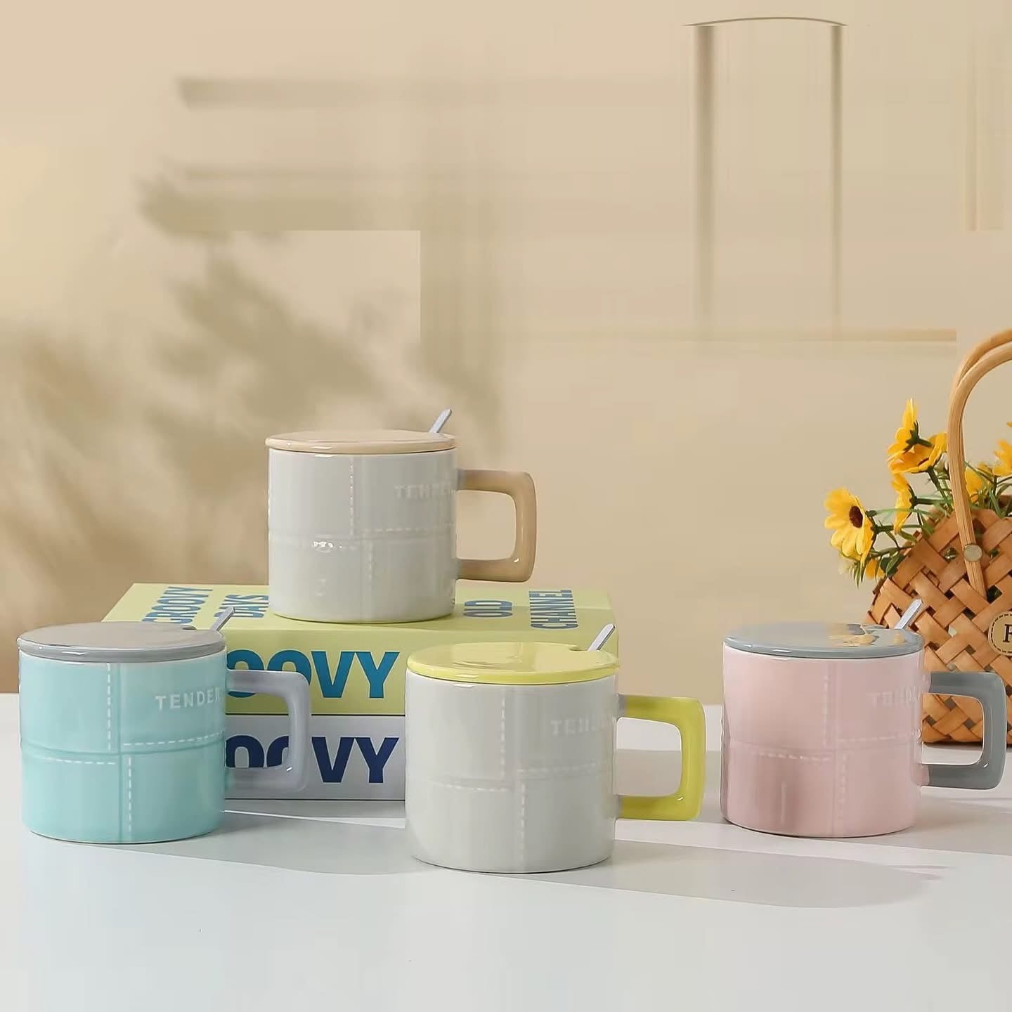 Mug with spoon and cover