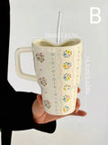 Cup with stainless straw